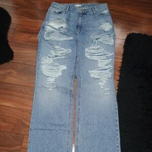 Women's Distressed Jeans Size 14/32